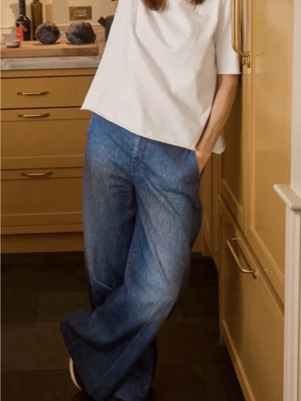Frank & Eileen West Village Wide-Leg Trouser
Italian Dream Light
Denim S/4 $348 - Picture 13 of 14